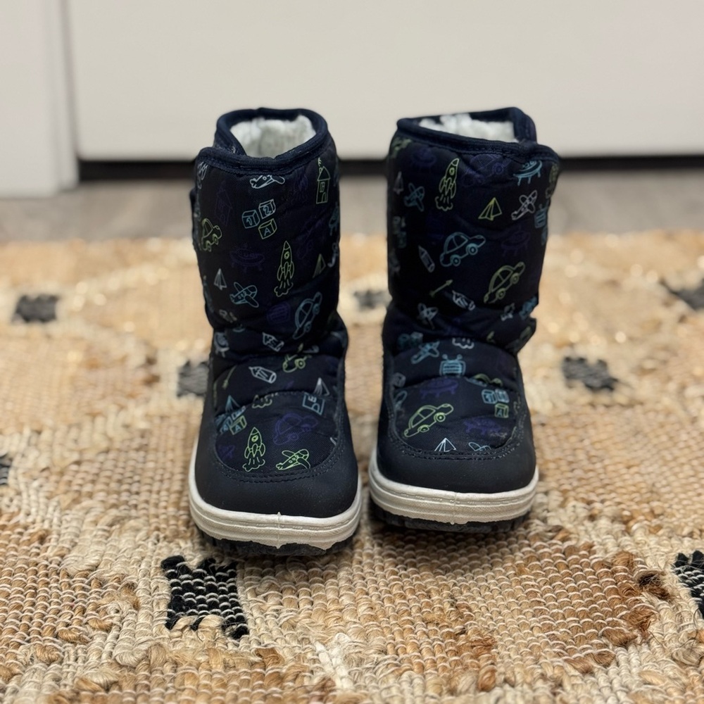 Toddler Winter Boots - Warm lining, Water-Resistant, Nonslip. Size 7 US/24 EU - Picture 4 of 5